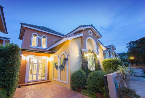 Stella Pool Villa at Marino khaoyai in Pak Chong