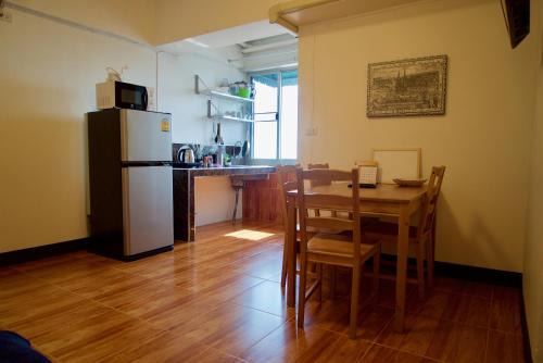 Studio Apartment 12 floor close to MRT in Hua mak in Bangkok