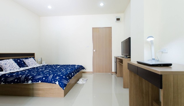 Studio room near Government complex, Consular Affairs, DPU, Chulabhorn Hospital in Laksi/Tungsonghong