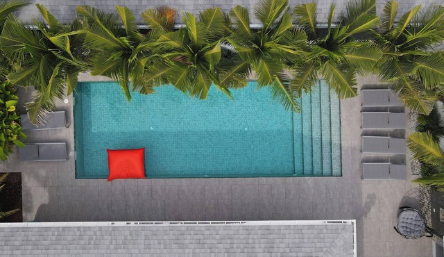 Stunning 4 bedrooms pool villa at Rawai in Tambon Rawai
