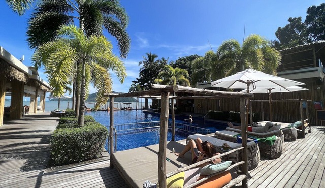 Stunning Ocean View Studio Apartment in Tambon Rawai