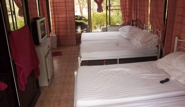 Suan Phueng Pa Wai Resort in Suan Phueng
