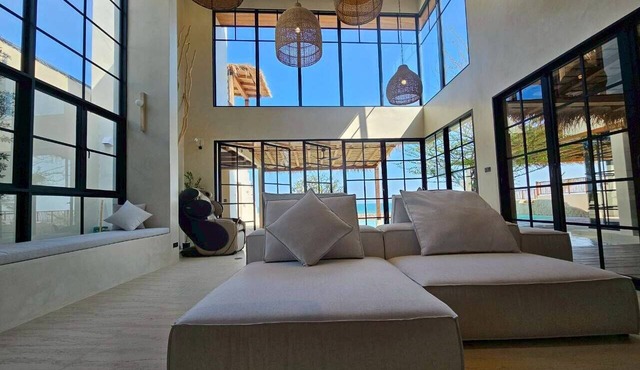 Sun-kissed Retreat Beachfront villa in Cha-am