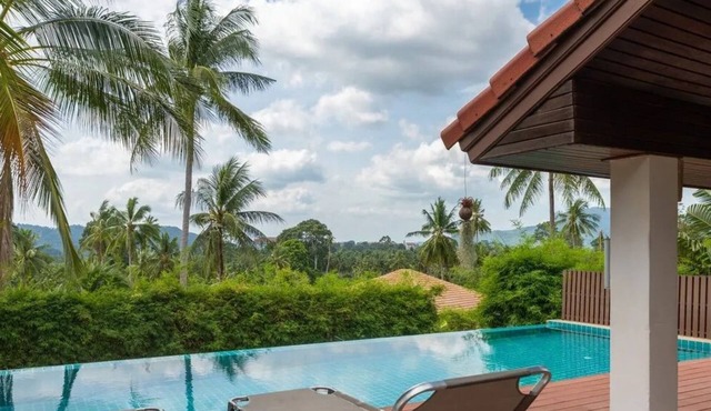 Sweet Heaven, 2-bedroom villa with infinity pool, sea views, and terrace in Koh Samui