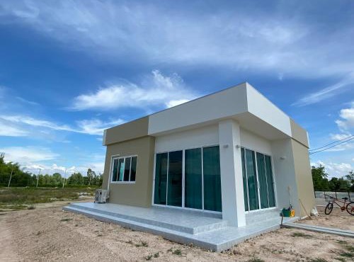 Sweet Side Stay in Nakhon Sawan