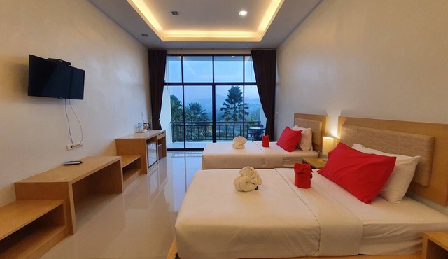 Takhun Mountain View Hotel in Ban Ta Khun