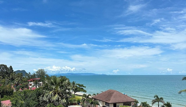 Ocean Front, 1-bedroom Top-Floor Condo in Khanom Beach Thailand in Moo 6 Tambon Khanom Amphoe Khanom