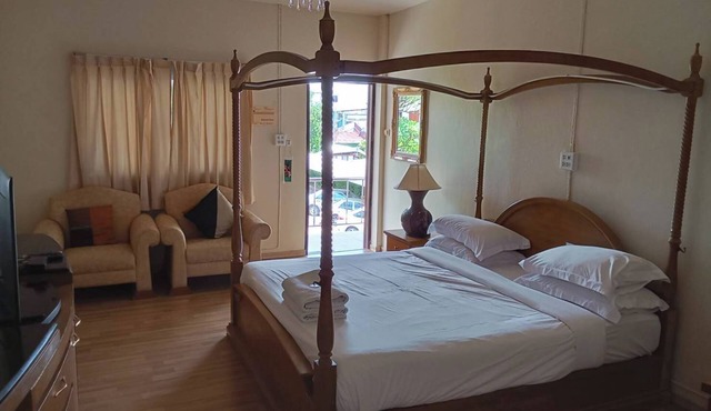 Thai Ngam Palace Hotel in Kaeng Khlo