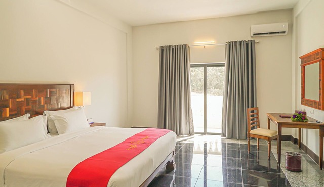 Thansur Sokha Hotel in Kampot