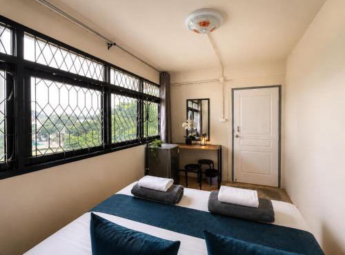 The Cage - Grand River INN in Bangkok
