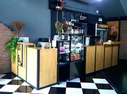 The LogBook Room and Cafe' in Chon Buri