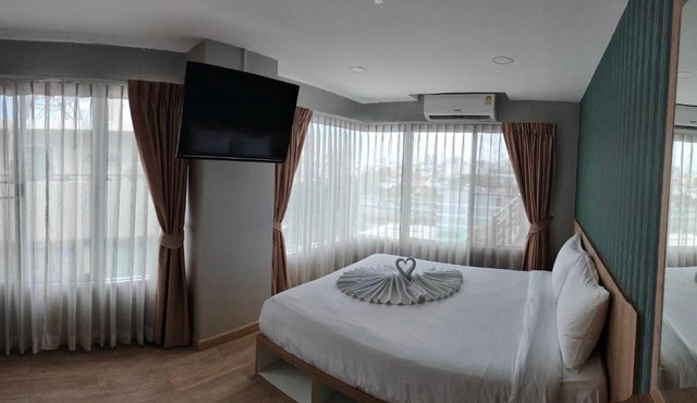 The Lux Ladprao 10 in Bangkok