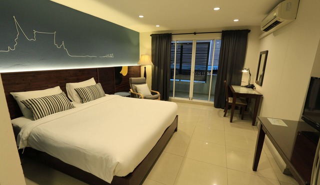 The Royal Bee Apart Hotel in Bangkok