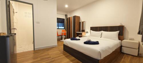Tiger Nanai guest house in Patong Beach