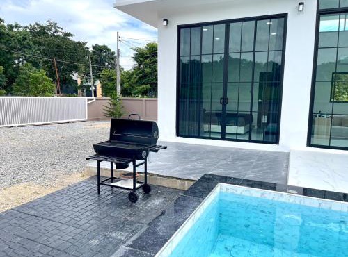 Tokkok Pool Villa KhaoYai in Ban Tha Chang