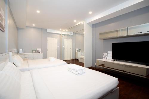 Townhouse 37 in Pratunam Bangkok Soi Ratchaprarop 10 in Bangkok
