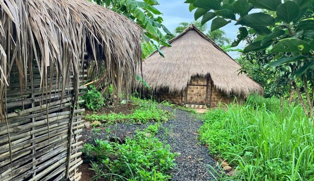 Traditional Bunong house in Phumĭ Pu Rôdêt Leu