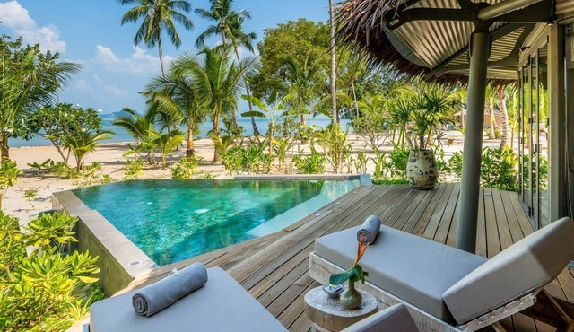 TreeHouse Villas - Beachfront Pool Villa in Ko Yao Noi