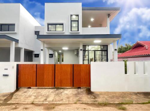 Ubon Hideaway- House near Airport & Huai Wang Nong in Ban Huai Wang Nong