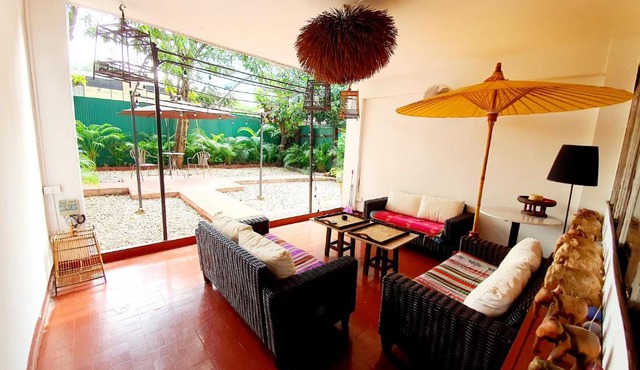 Villa 3 beds Sukhumvit Asok in Bangkok