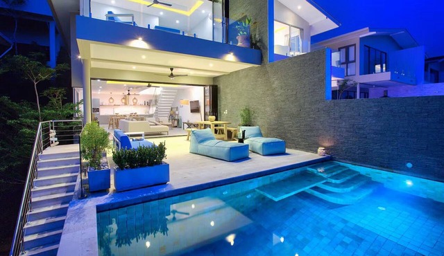 "Villa by the Bay" with panoramic view of Samrong Bay and Koh Phangan island. in Chang Wat Surat Thani