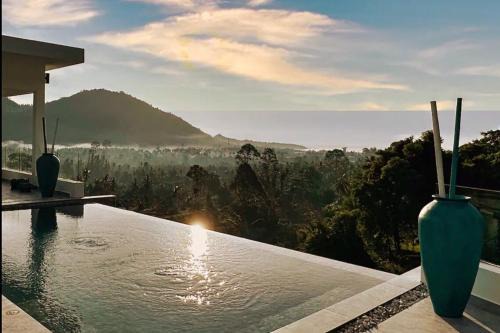 Villa CHARLOTTE - SEAVIEW -4 Bedrooms in Amphoe Koh Samui