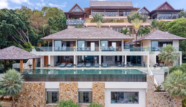 Villa Firefly- Spectacular Family Friendly Villa in Koh Samui