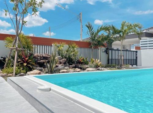 Villa Jungle Zen Private Pool Villa 15 min from Beach in Hua Hin