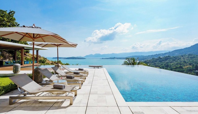 Villa One - Five Bedroom Villa, Sleeps 10 in Lipa Noi
