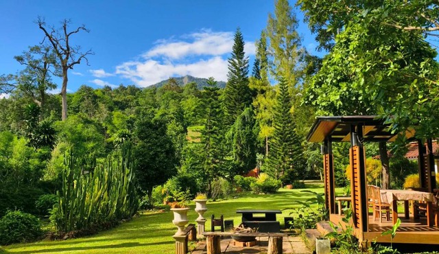 Villa Plai Doi Mountain-view villa with fireplace and fire pit in Ban Tai