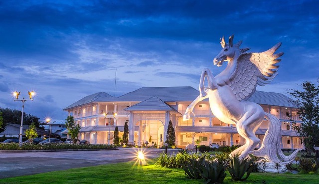 White House in Tak