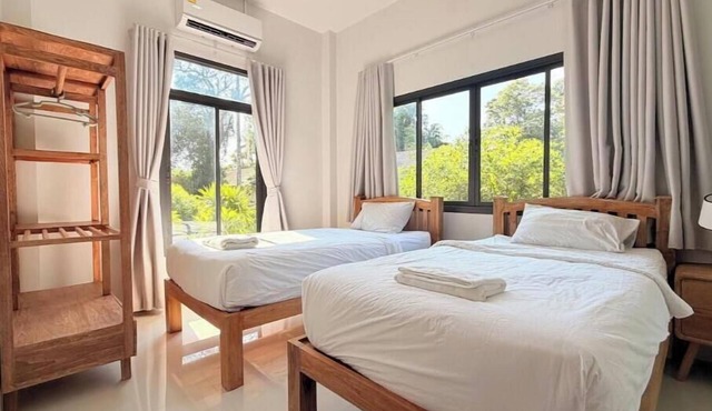 Your Tropical Home Away from Home with Pool & Beach Access in จ.สุราษฎร์ธานี