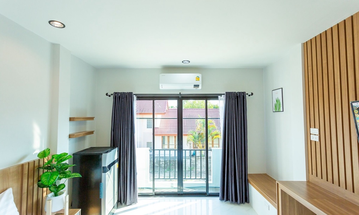 Kham Yai Hotel | Korner Grand Hotel