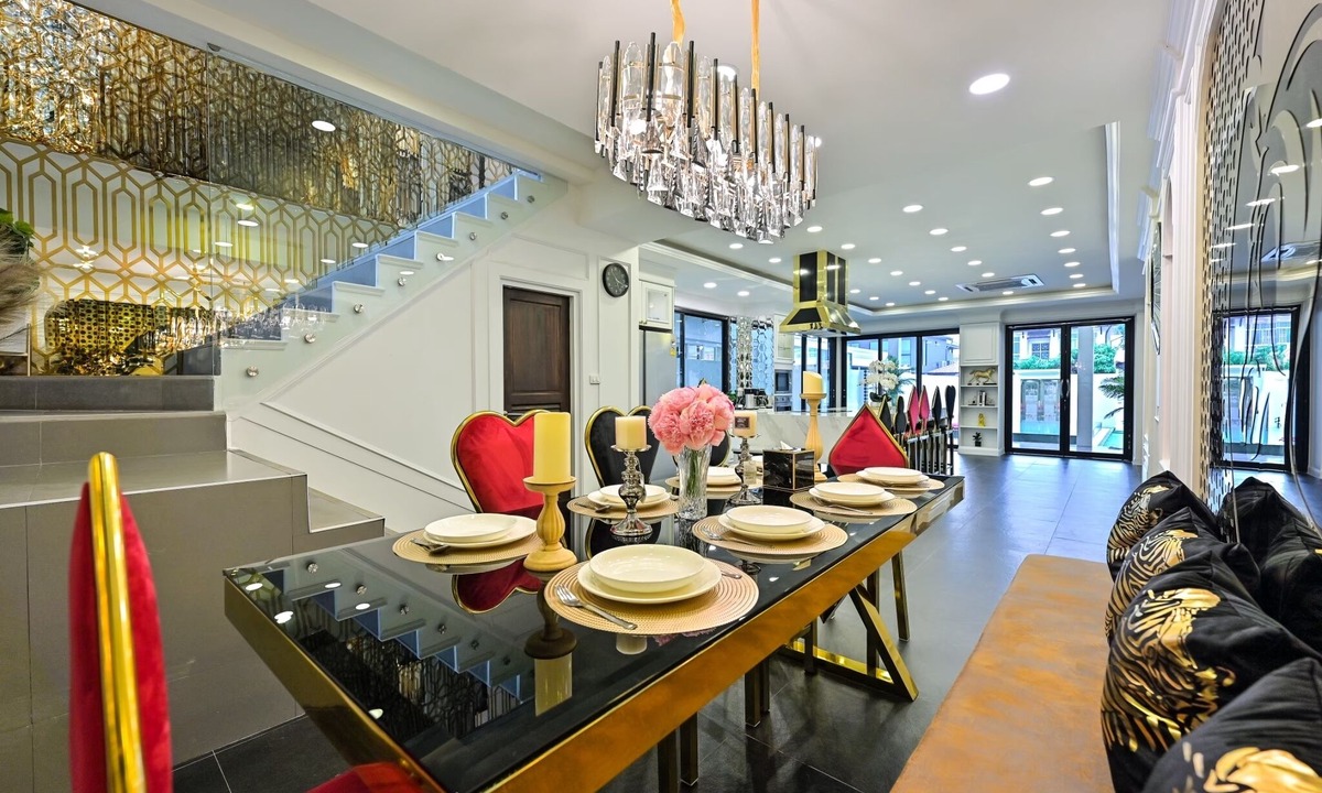 South Pattaya Villa | Exquisite Pool Villa A