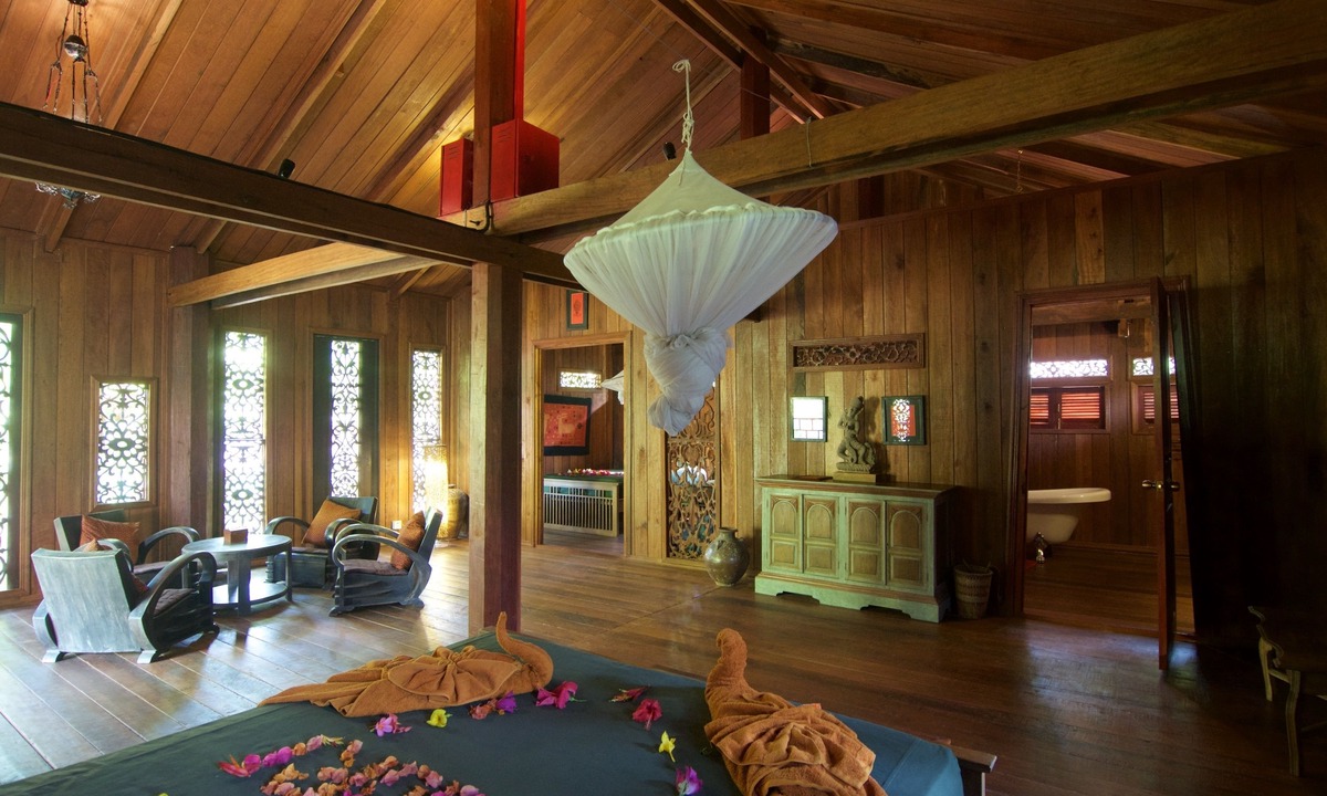 Kratie Hotel | Rajabori Villas