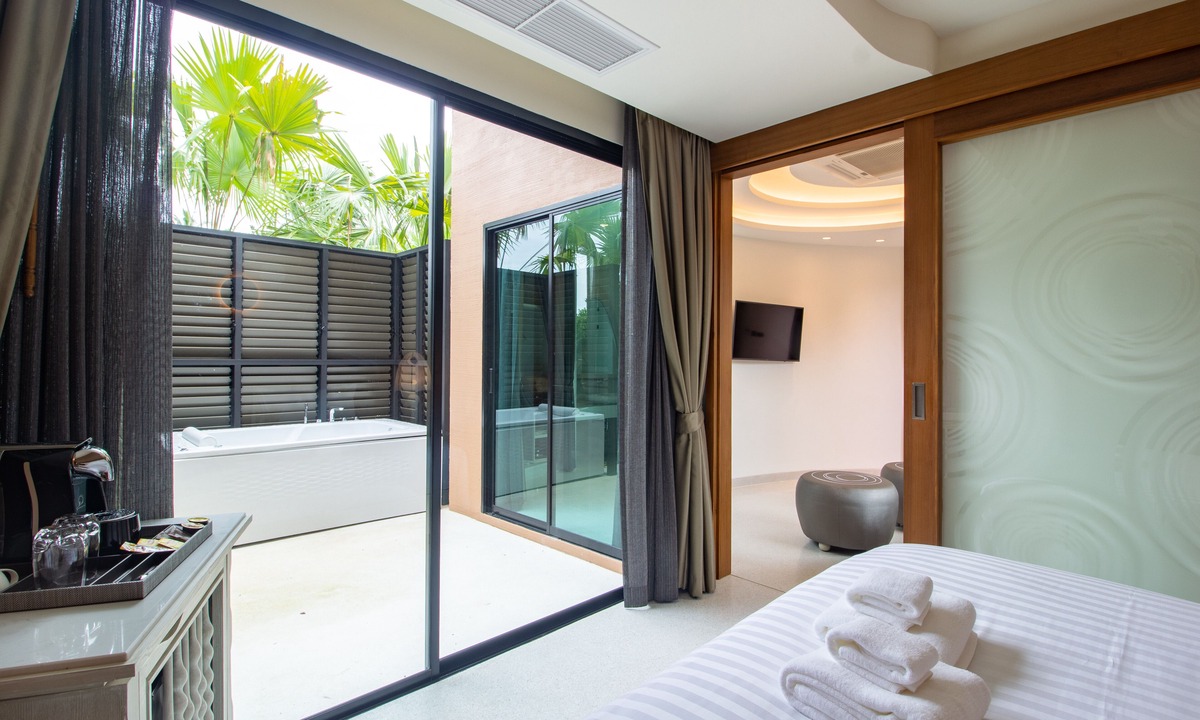 Na Muang Hotel | Rachabhura Hotel