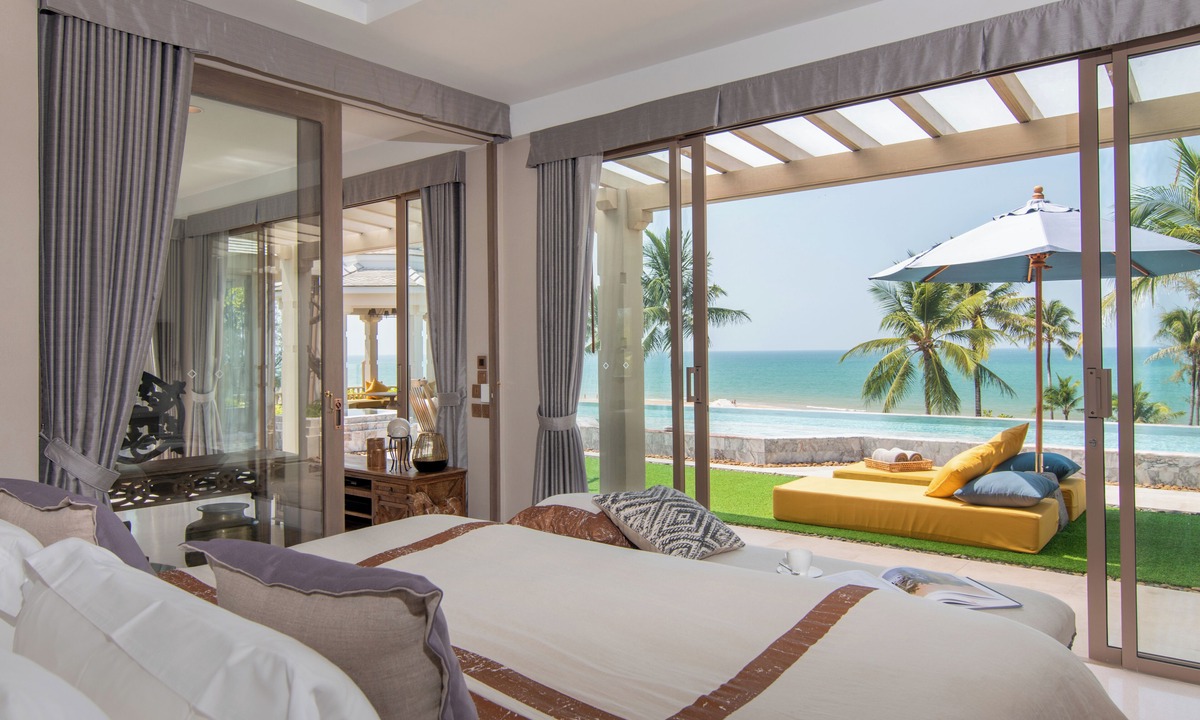 Khuk Khak Beach Hotel | Devasom Khao Lak Beach Resort & Villas