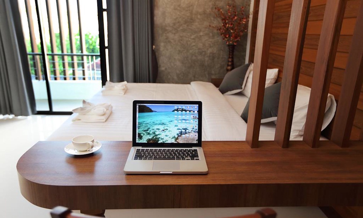 Kho Hong Hotel | The Restique Apartment