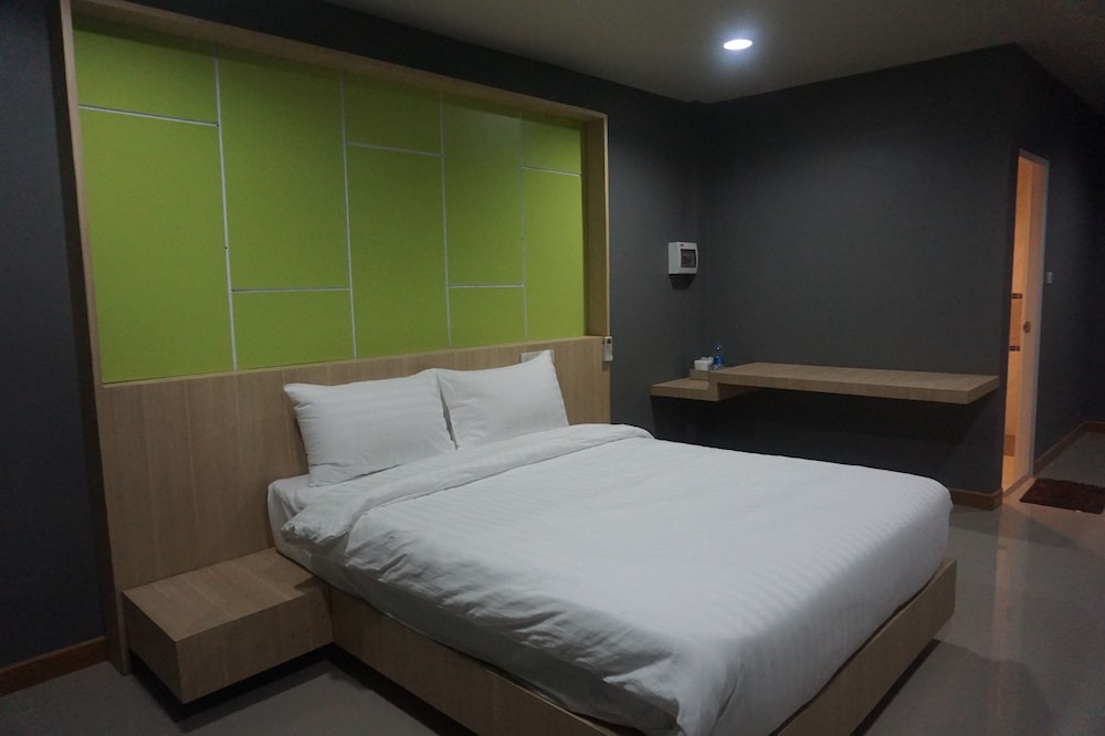 Hat Yai Hotel | Ruenwalee Hotel