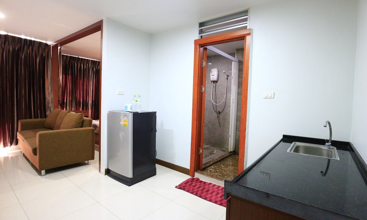 Samut Sakhon Hotel | You House Residence