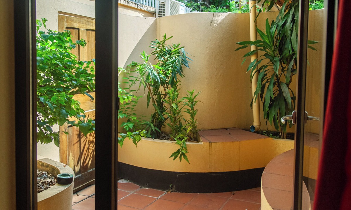 Kampot Hotel | Rikitikitavi