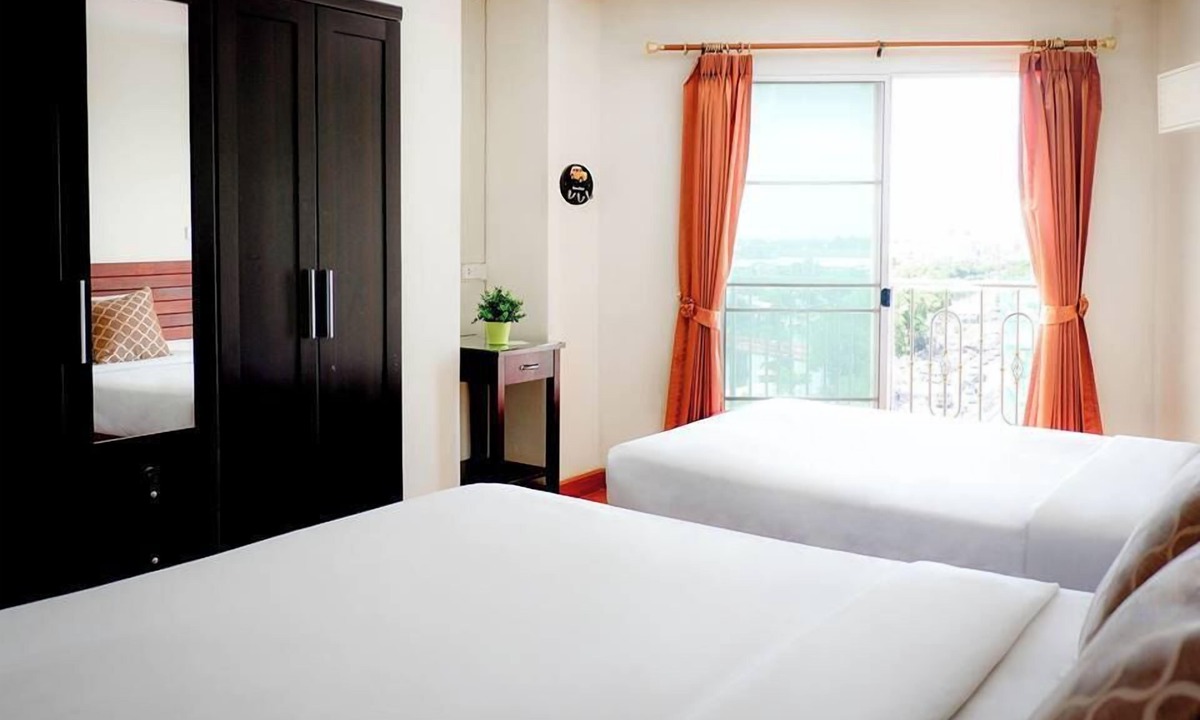 Rangsit Hotel | Ingnaam Hotel