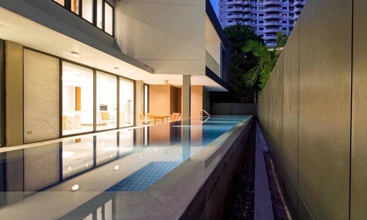 Ekkamai Villa | Premium 6BR Ekkamai Villa With Pool & Home Theatre