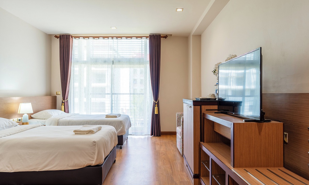 Nakhon Si Thammarat Hotel | Mahachai Grand View