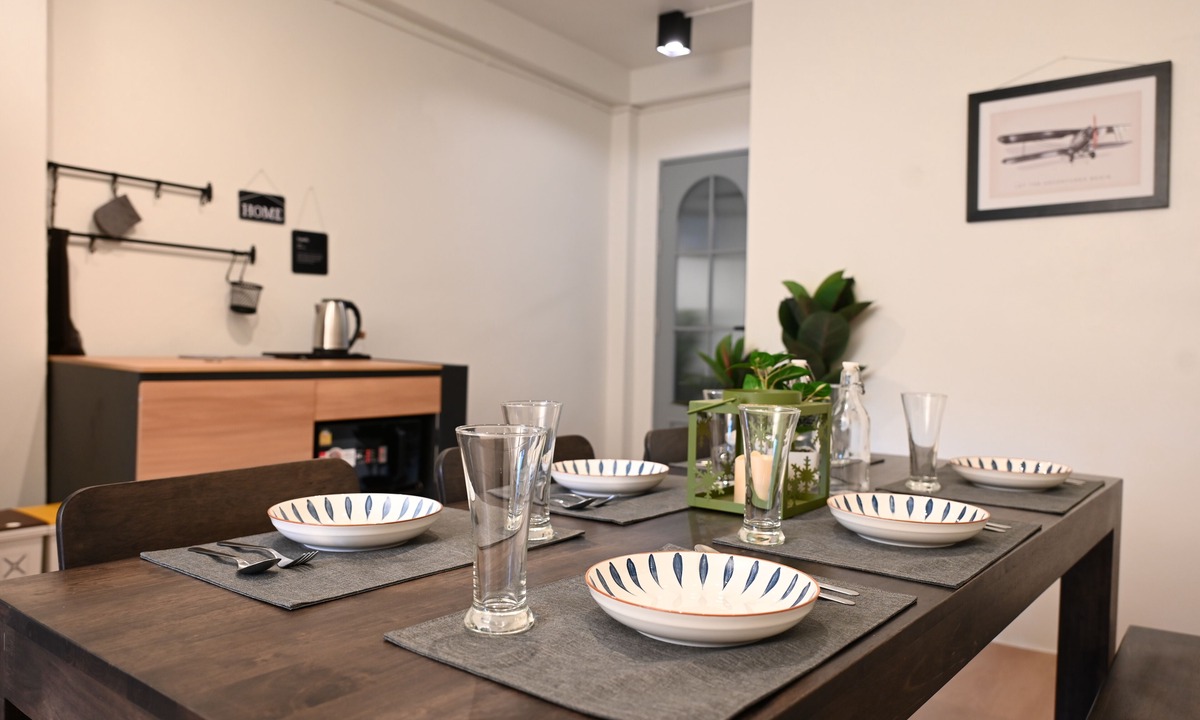 Maha Phruttharam Hotel | La Or Heritage Suites MRT Hua Lamphong