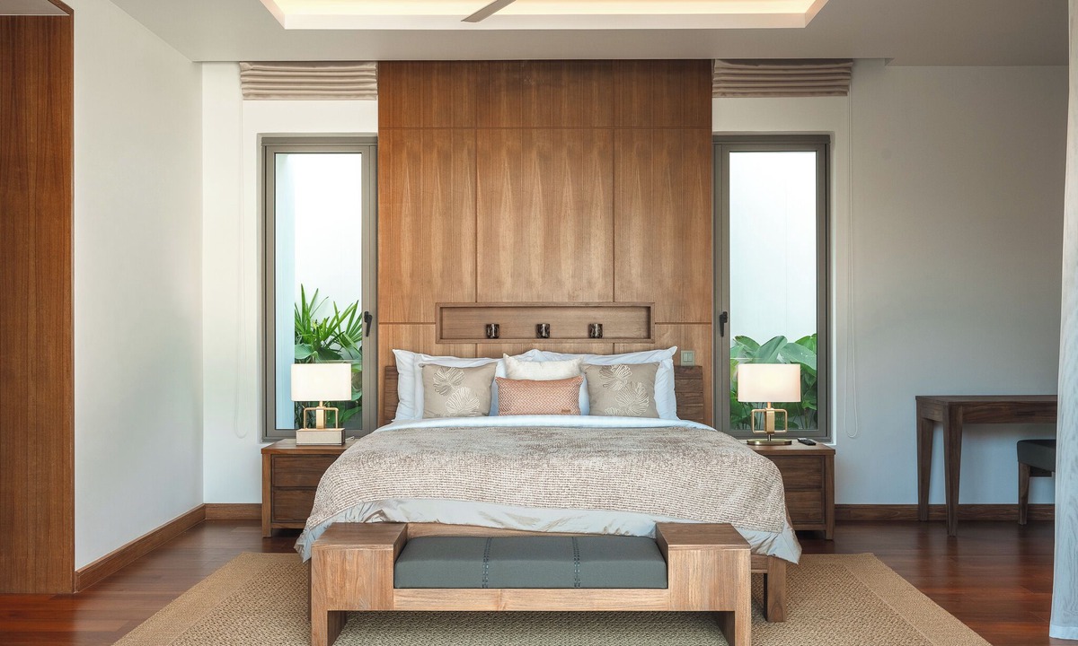 Thep Kasattri Villa | Famous Anchan Flora 4 BR V165