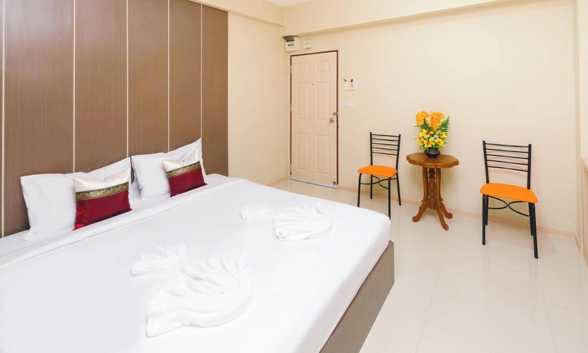 Lampang Hotel | Good View Residence