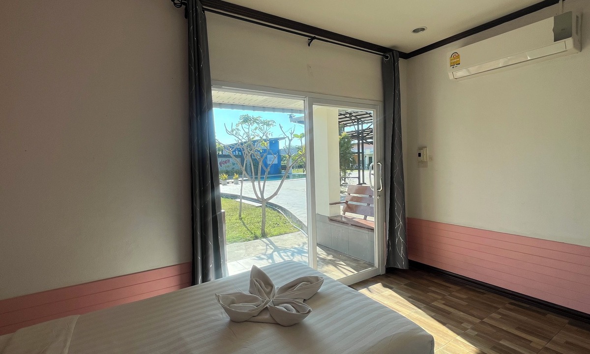 Chomphu Hotel | U-Thong Garden Resort
