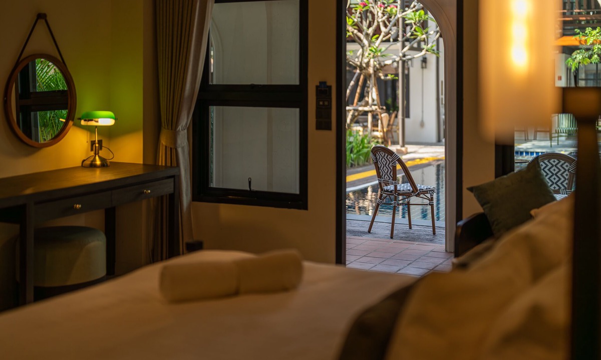 Old City Hotel | Shamrock Chiangmai Hotel - Adults Only