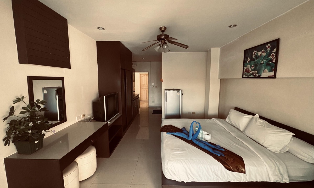 Khlong Nung Hotel | Navanakorn Aomsin Hotel near Big C Super